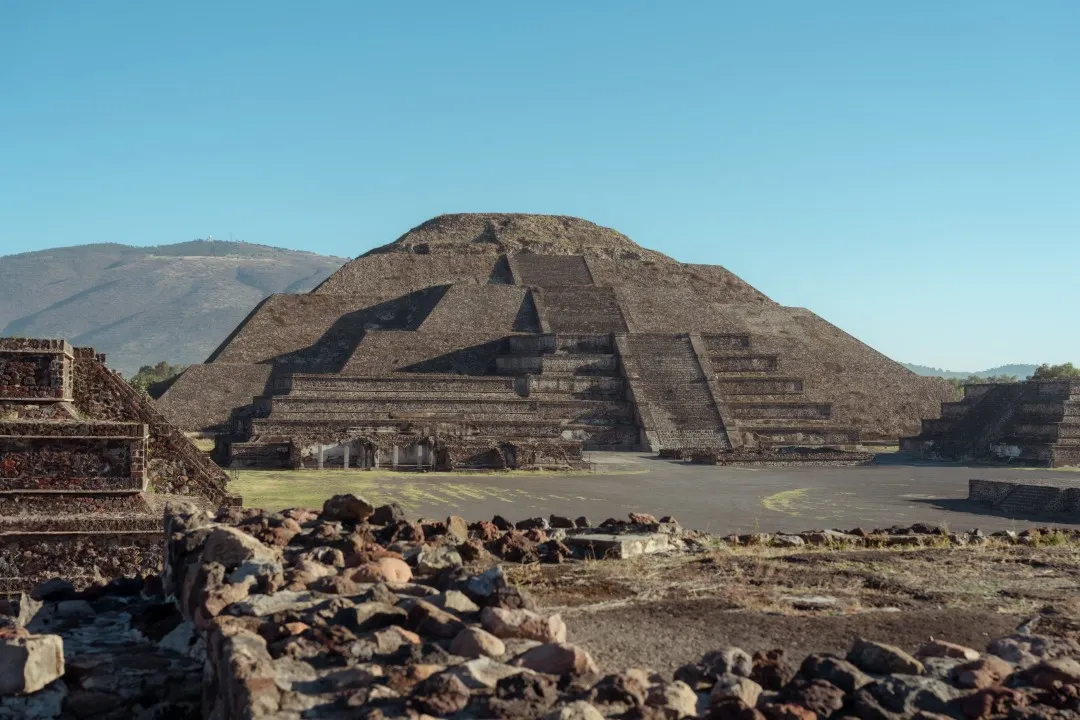 How to Visit Teotihuacan Without the Crowds
