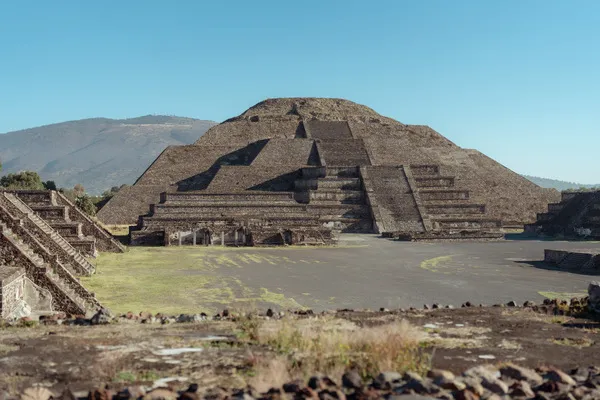 A detailed view of the monumental Pyramid of the Moon in Teotihuacan, the experience in a Tolantongo vs. Hot Air Balloon Flight trip.